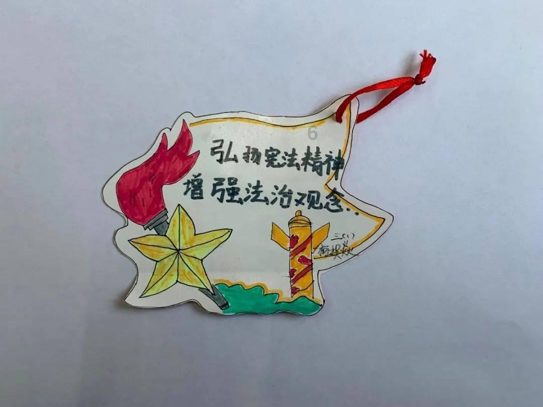 谈恋爱期间男方帮女方还信用卡及购买金首饰能要回吗？